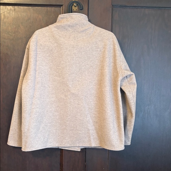 Commense Tan Jacket - Picture 2 of 4